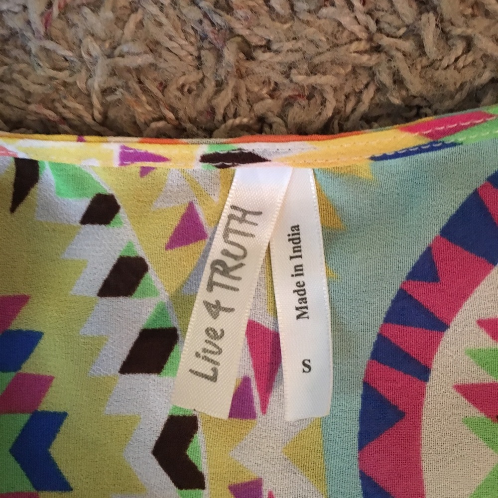 Colorful blouse - Picture 2 of 2